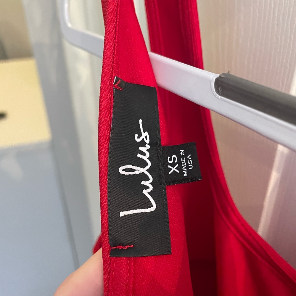 Lulu's Red Dress - Picture 4 of 4